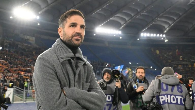Cesc Fabregas Murka, Sarankan Alvaro Morata Ganti Karier Usai Dapat Kartu Merah di Como