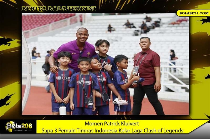 Momen Patrick Kluivert Sapa 3 Pemain Timnas Indonesia Kelar Laga Clash of Legends